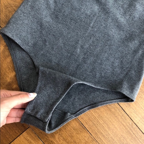 Aritzia Wilfred Free Grey Bodysuit (Size XS) - Picture 3 of 3